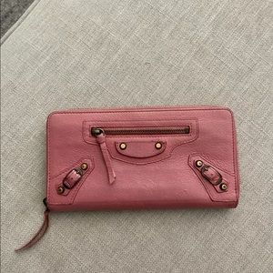 PINK BALENCIAGA LAMBSKIN WALLET💞
